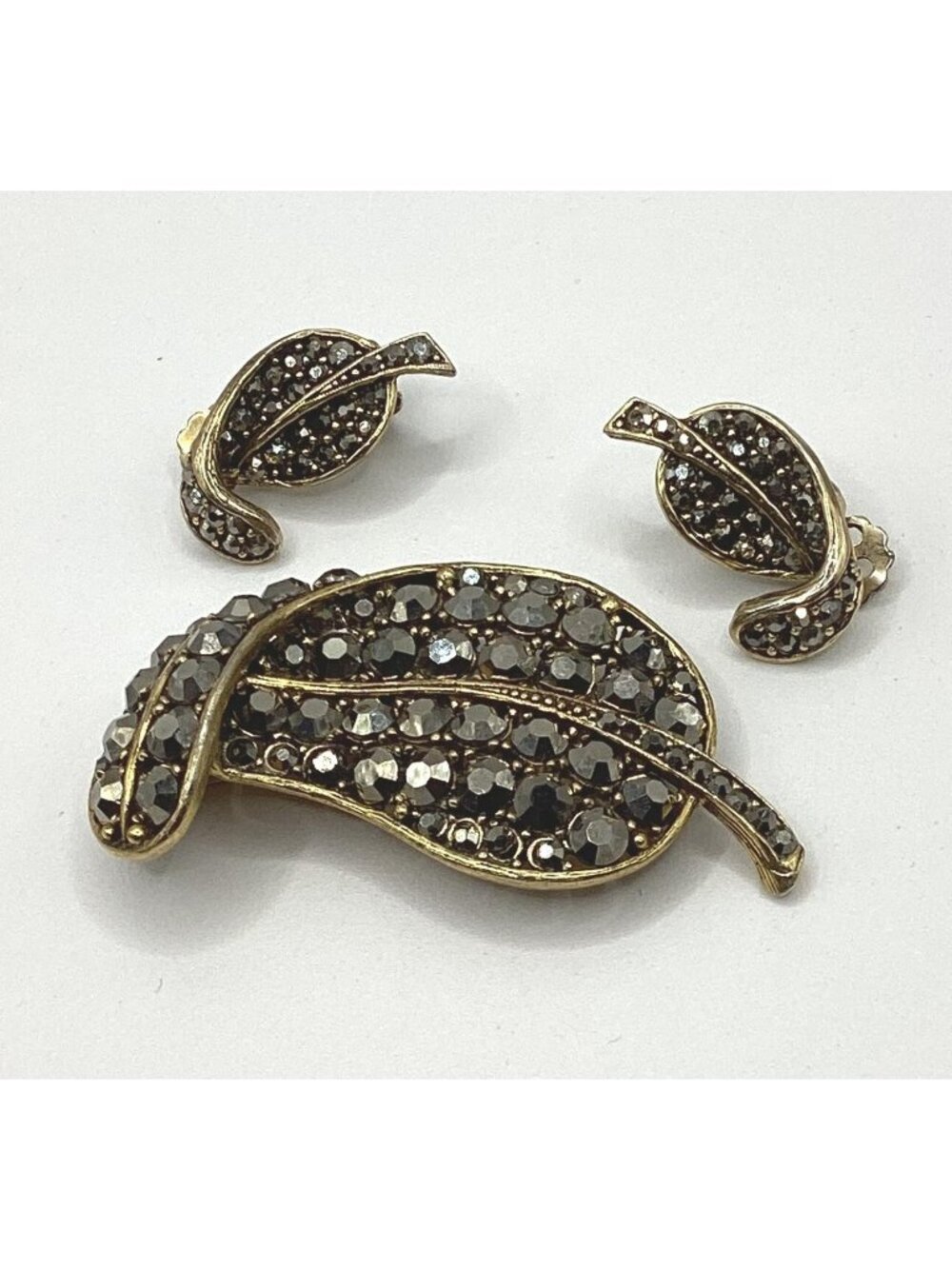 1960s Weiss Black AB Rhinestone Leaf Brooch Earrings Signed